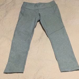 Outdoor voices 3/4 warmup legging in blue quartz